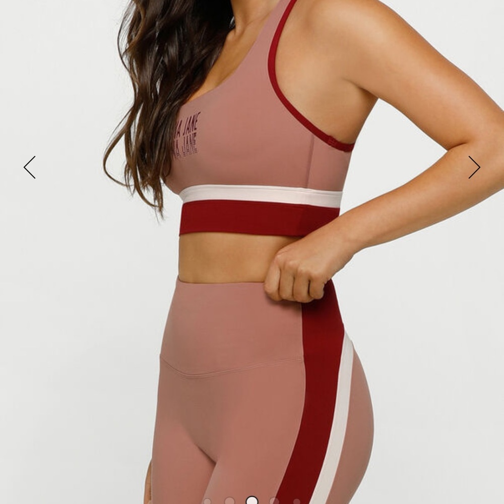 Lorna Jane Retro Colourblock Sports Bra + bike shorts / M
